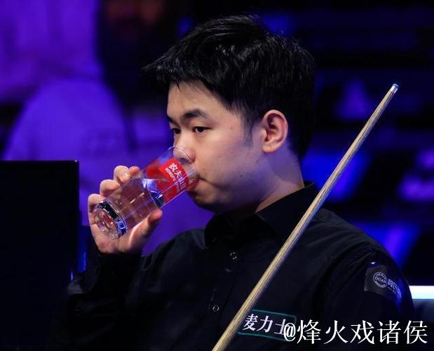 袁思俊2025单局限时赛逆袭表演，精彩杆法晋级16强