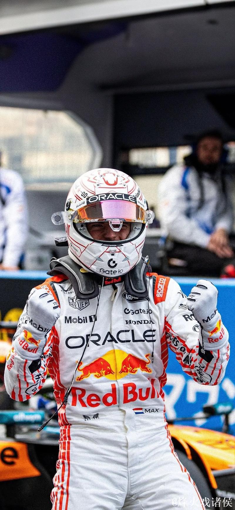 F1迈阿密冲刺赛:诺里斯勇夺冠军,维斯塔潘位列第17 F1迈阿密冲刺赛:诺里斯勇夺冠军,维斯塔潘位列第17