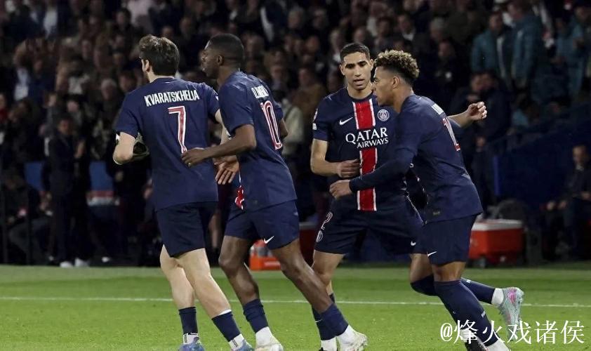 欧冠-大马丁神勇扑救杜埃惊艳世界波 巴黎3-1击败维拉 欧冠-大马丁神勇扑救杜埃惊艳世界波 巴黎3-1击败维拉